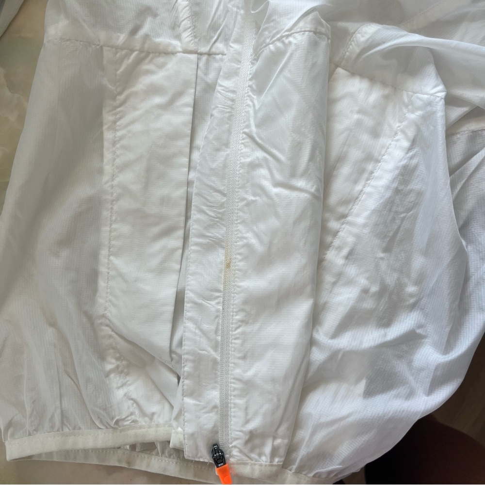Zyia Lightweight Hooded Activewear Jacket/Windbreaker - Size S - Picture 2 of 5